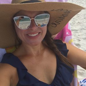 Meet your Posher, Abby